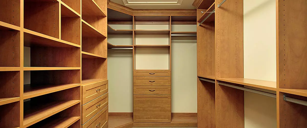 Luxury Walk-in Closets Design Tukwila