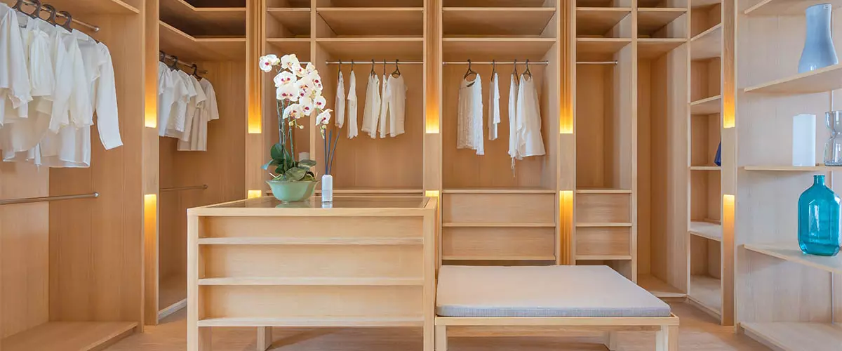 Stunning Walk-in Closets Companies Bellevue